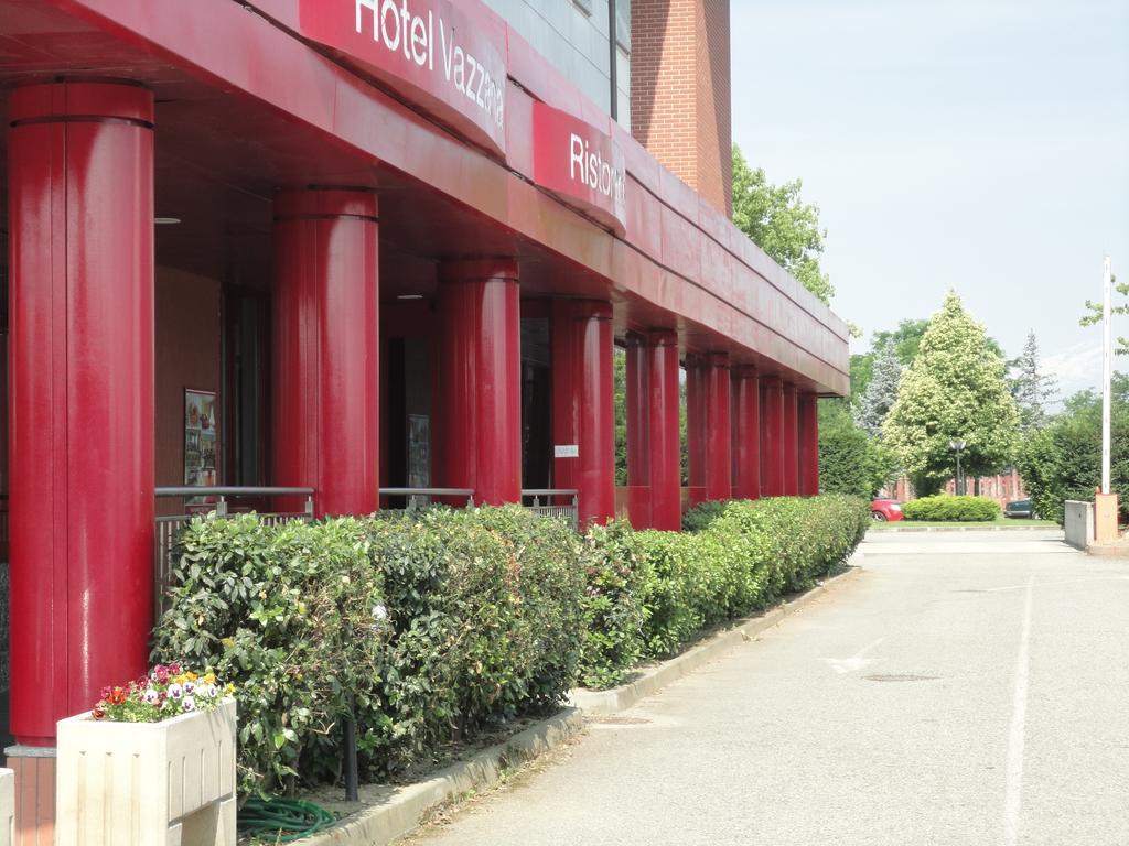 Hotel Vazzana Volpiano Exterior foto